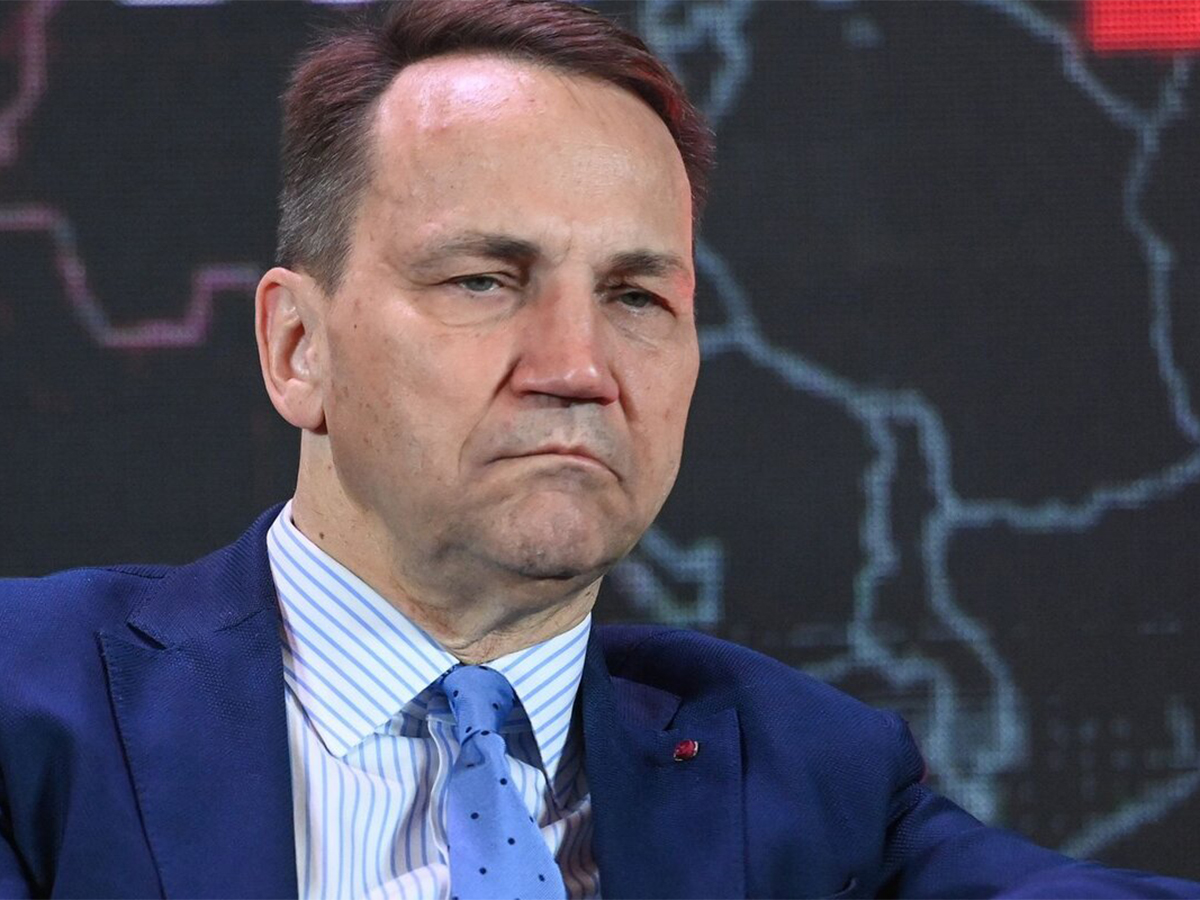 Удар ВС РФ по польскому заводу на Украине вызвал истерику в Варшаве0