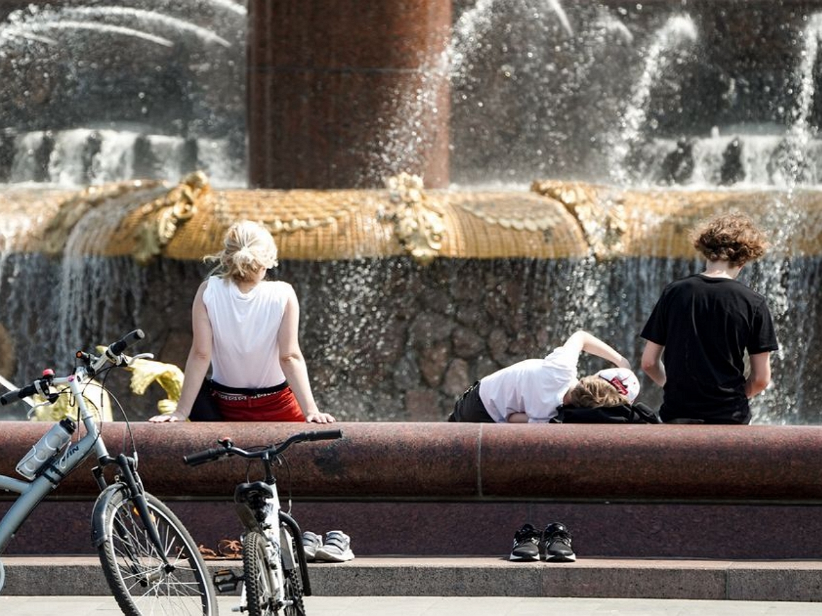 Синоптики сообщили, когда в Москве закончится 30-градусная жара и какие погодные условия следует ожидать до конца июля0
