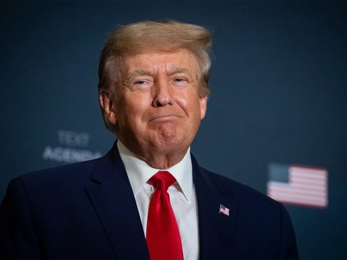 Трамп отправил Эпштейну эротическую картинку на юбилей - детали из WSJ0