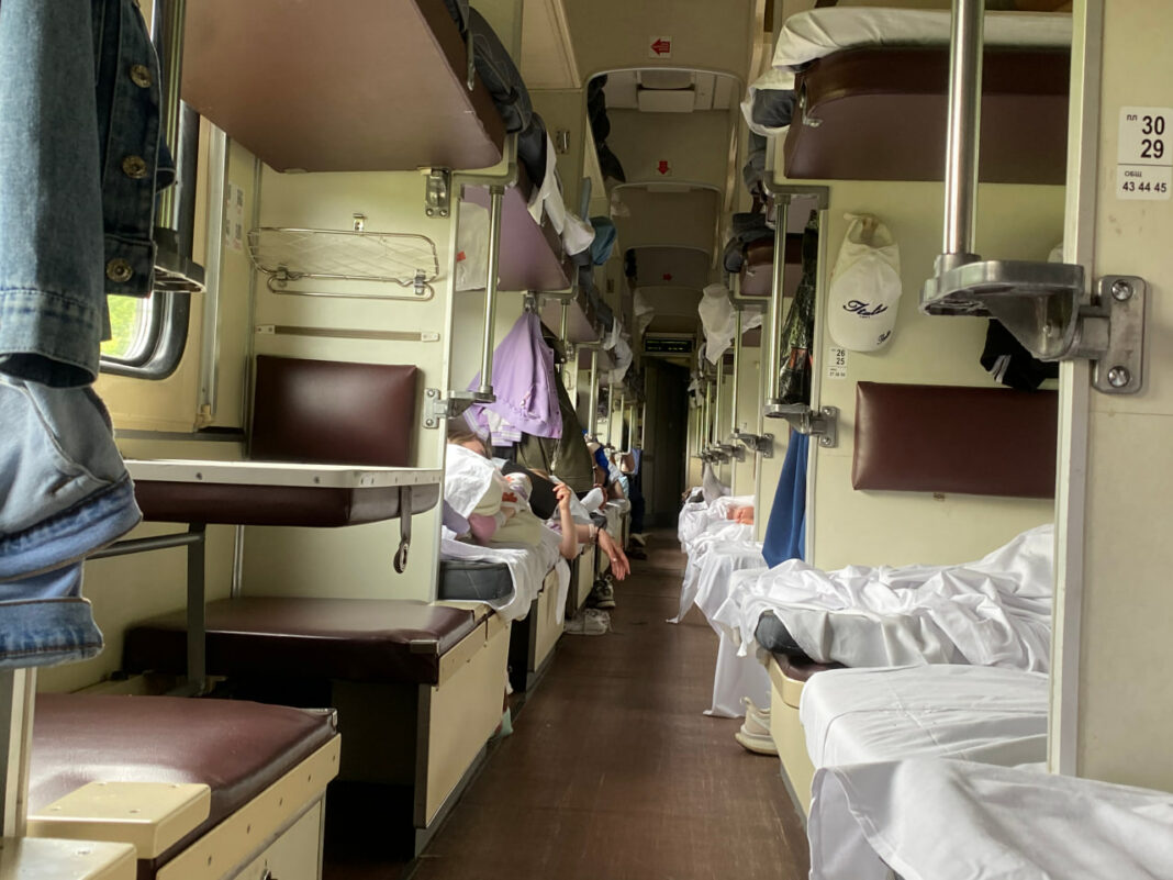 Как я наслаждаюсь поездкой на 38-м месте: почему опытные путешественники выбирают боковушку у туалета0