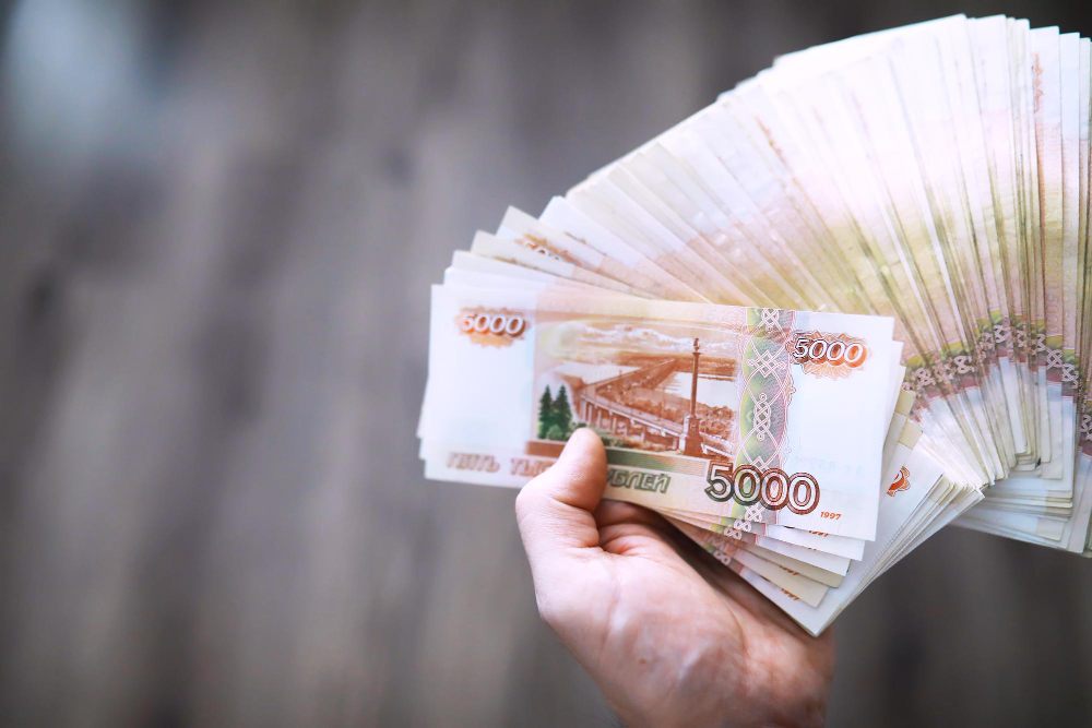 Какой знак зодиака никогда не испытывает финансовых трудностей и всегда при деньгах0