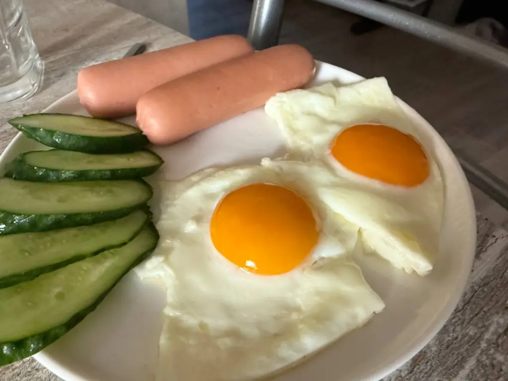 Как я готовлю яичницу в стакане — простой способ, который в 100 раз вкуснее жарки на сковороде