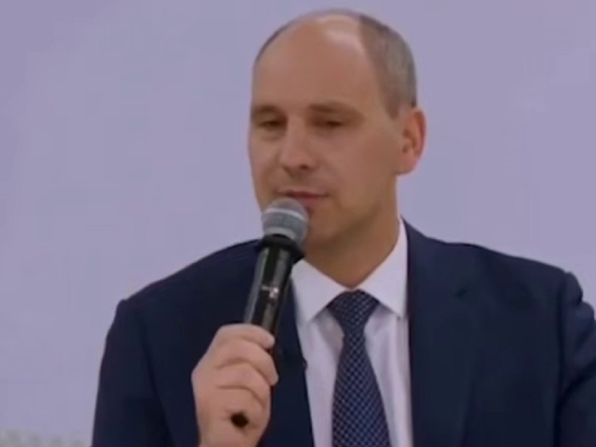 «Врио губернатора Свердловской области оскандалился советом россиянам: "Бог даст деточку — даст и денежку"»0