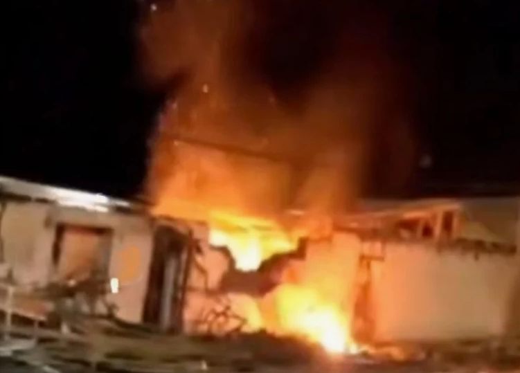 ВСУ вновь атакуют Россию: дроны направляются в Москву и наносят удары по вокзалам — задержка 26 поездов0