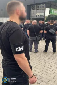Киев вводит тотальный контроль: идут проверки документов и транспорта