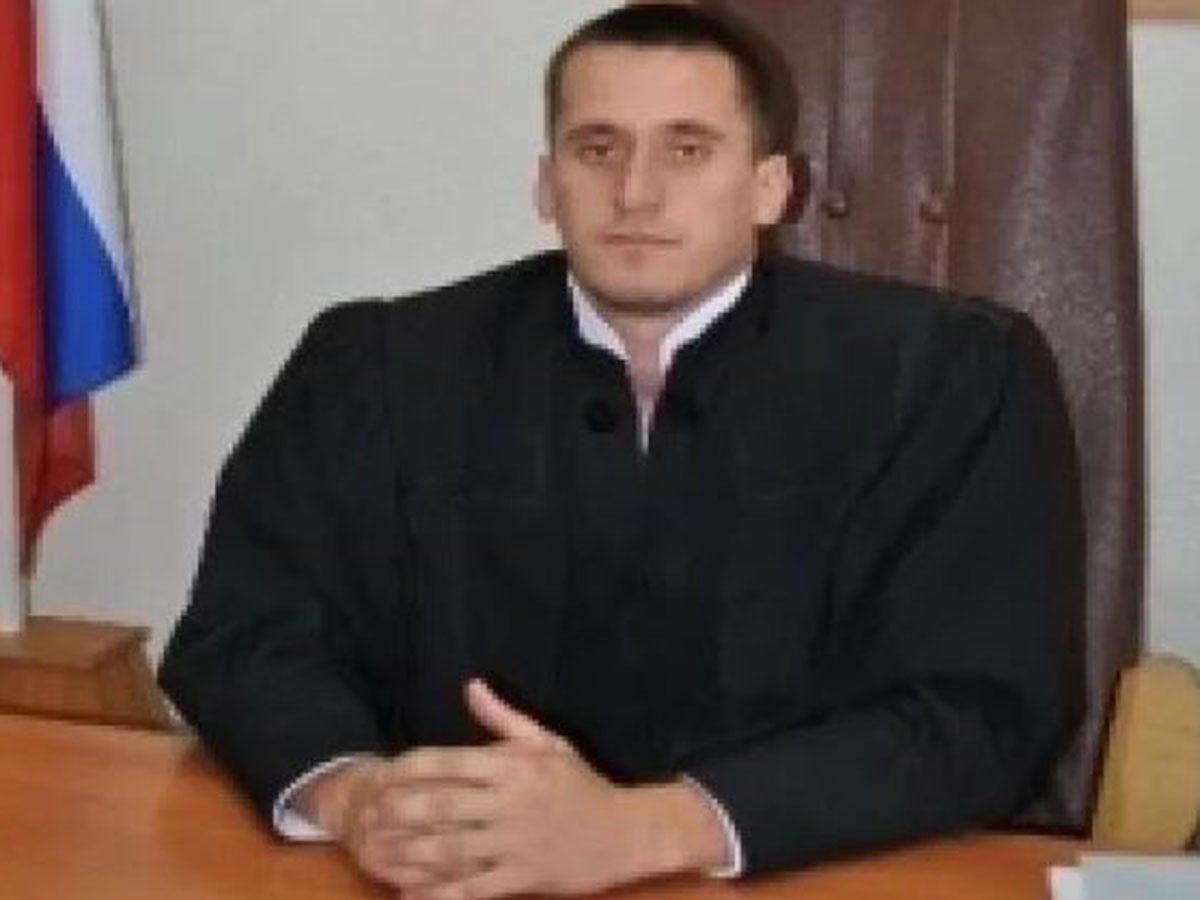 Ревнивец зверски убил федерального судью Ветлугина у здания горсуда в Камышине: ужасные подробности преступления0