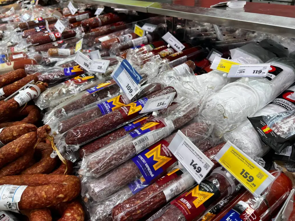 Лучшие марки колбасы для оливье: 100% чистое мясо без сои от Роскачества
