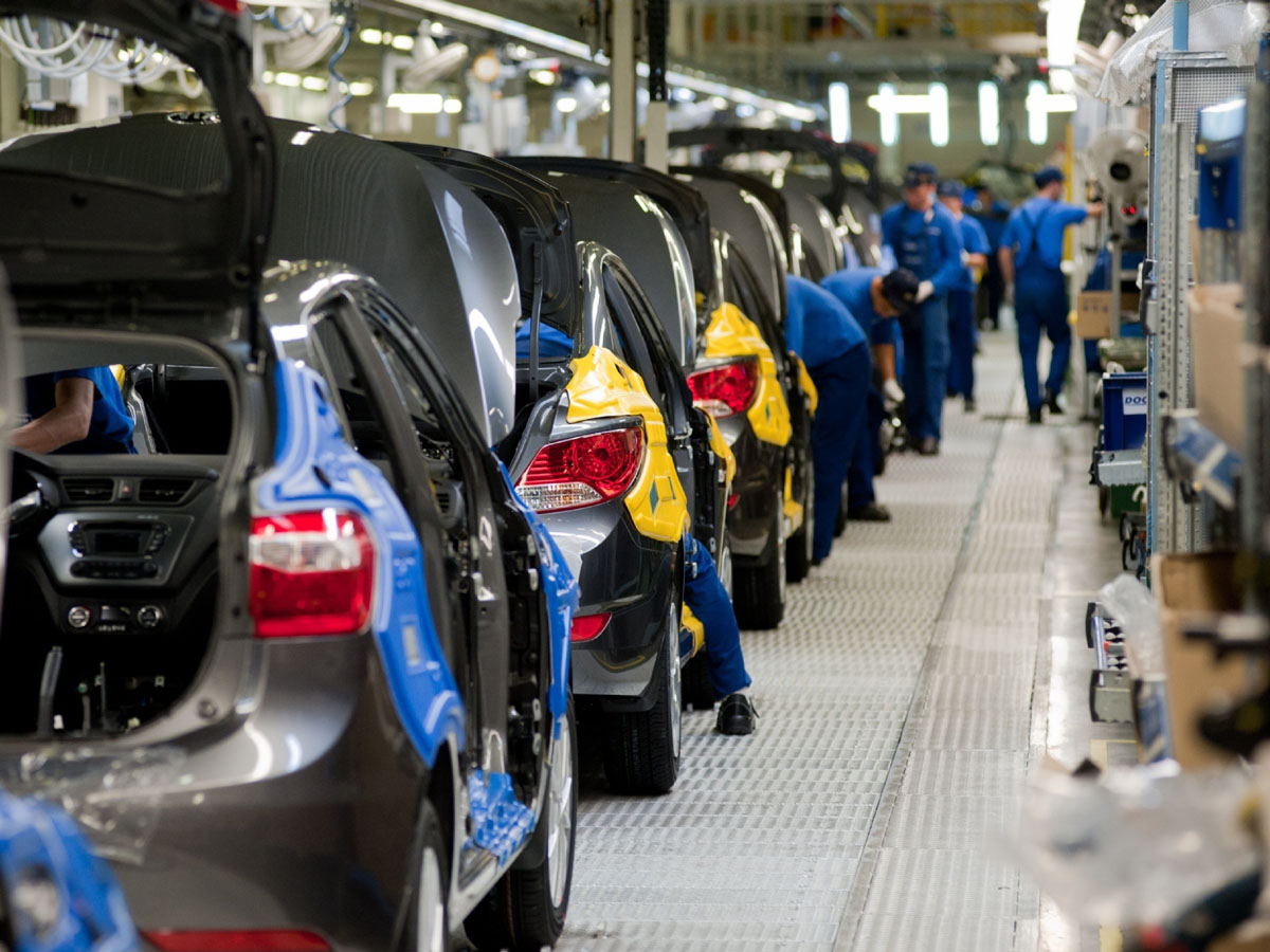 Кризис в России: автопром под ударом, СМИ сообщают о первых последствиях0