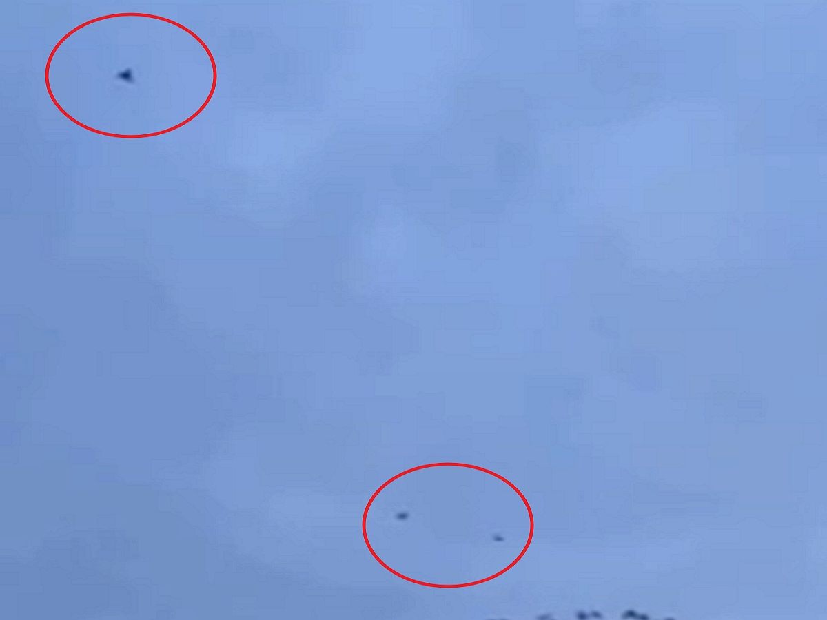 Группа из семи «Гераней» пролетела над Украиной: захватывающее видео момента0