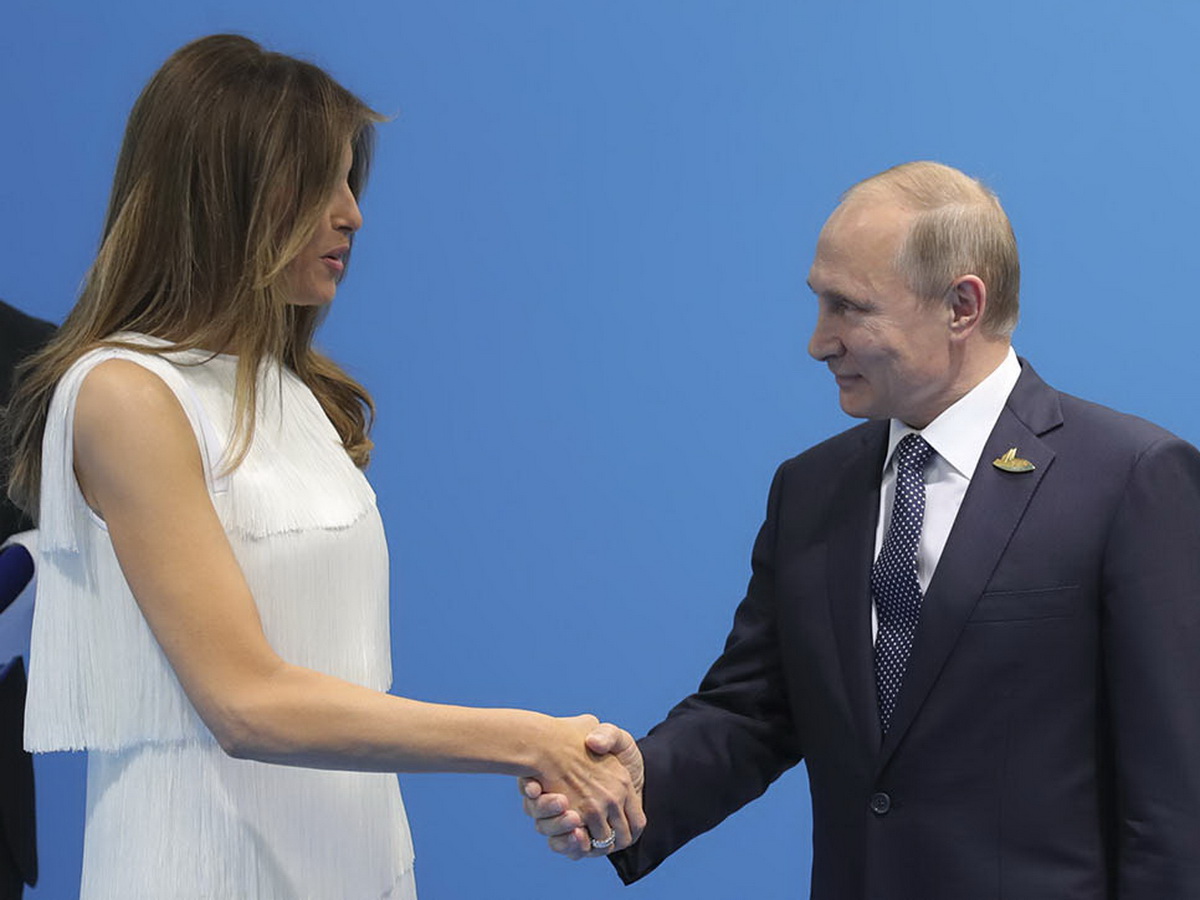 Школьница из ЛНР ответила Мелании Трамп на ее письмо к Путину0