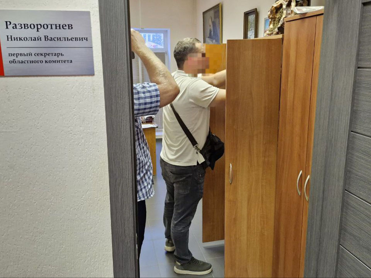 Обыски в штабе Липецкого отделения КПРФ: полиция проводит расследование0