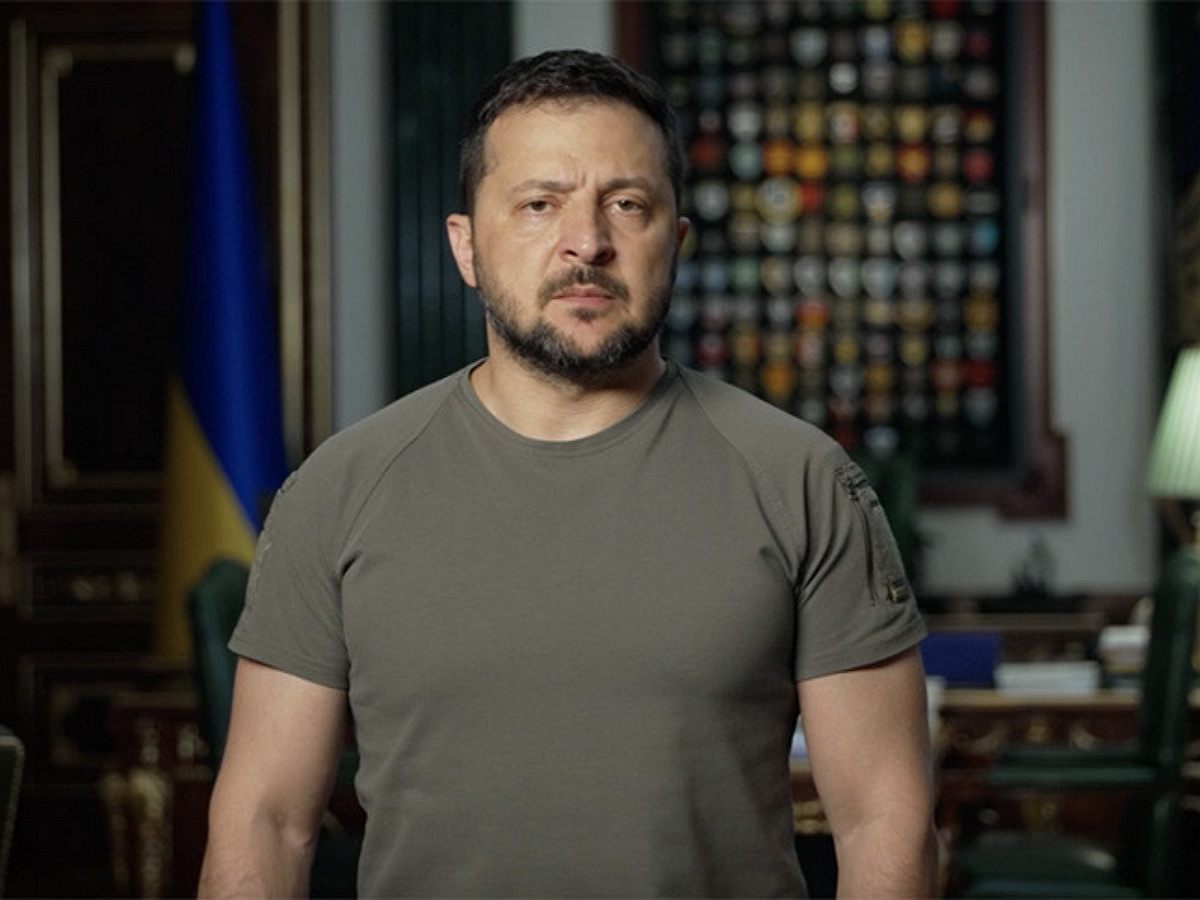 Зеленский признал, что Украина не сможет вернуть территории военным путем0