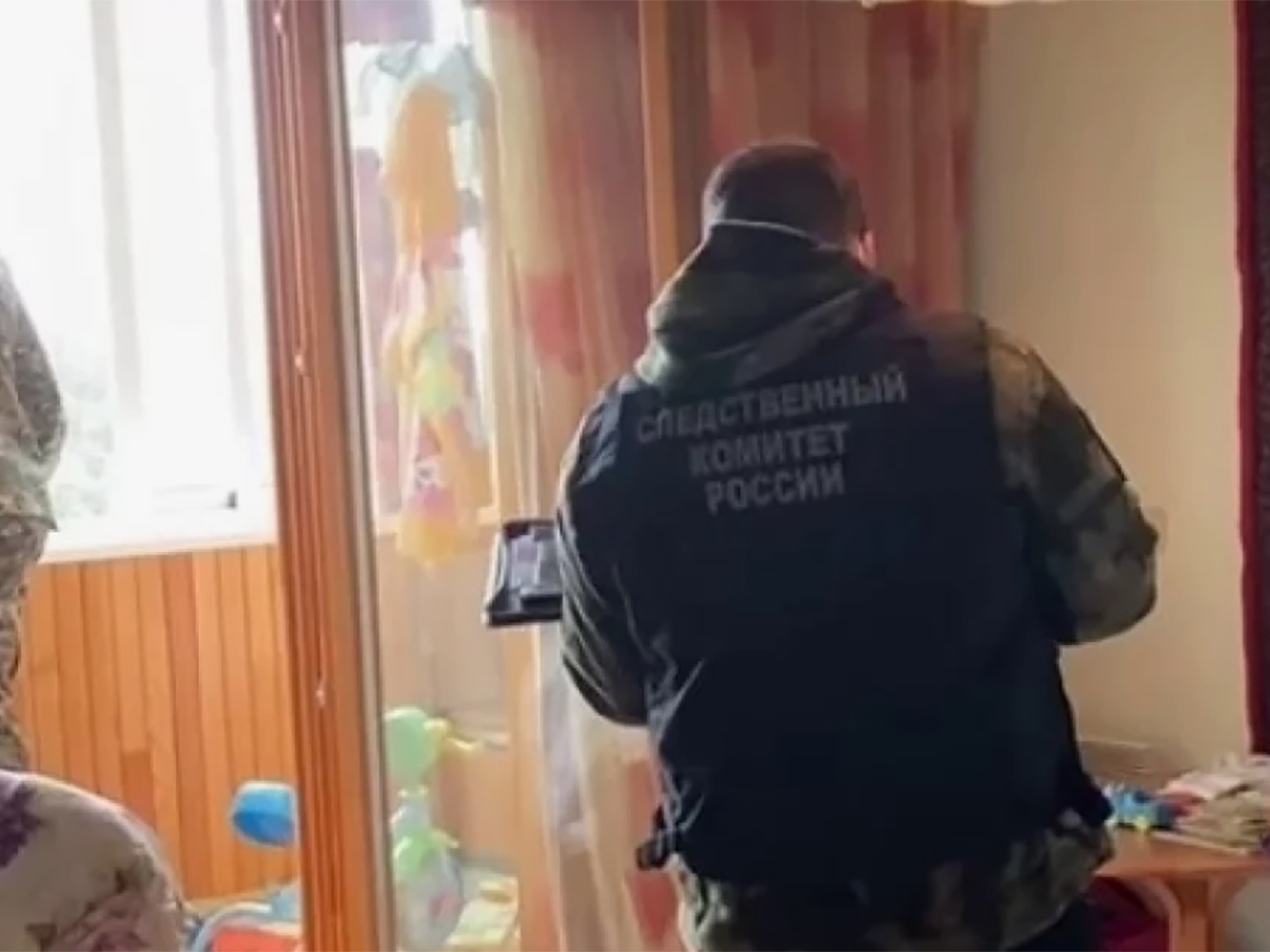 Трагедия в Екатеринбурге: мать убила своих детей и совершила самоубийство0