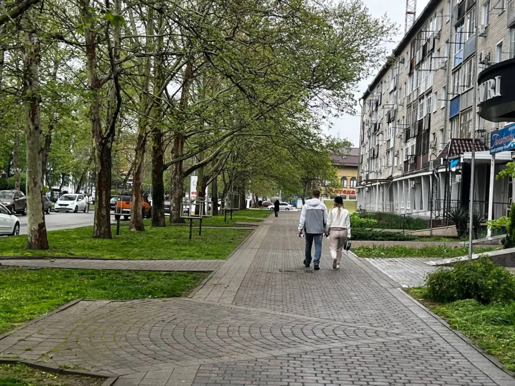 Не говорите другим, что у вас все хорошо: как это вредит вам и почему важно изменить подход