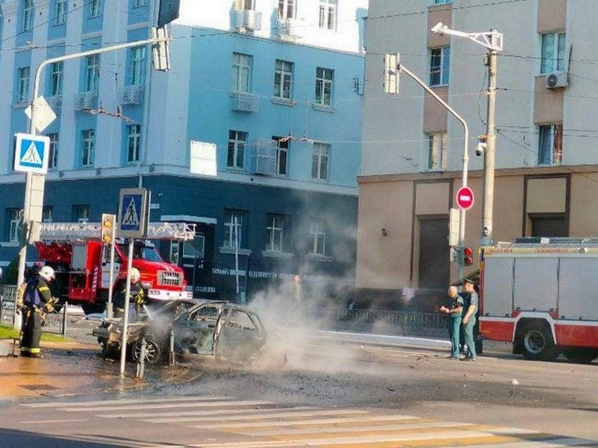После атаки БПЛА ВСУ центр Белгорода оцеплен: слышны выстрелы и взрывы0