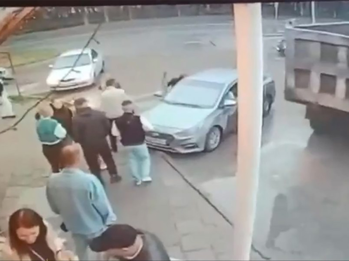 В Казахстане задержан водитель из Азербайджана, который на самосвале наехал на прохожих в Новосибирске0