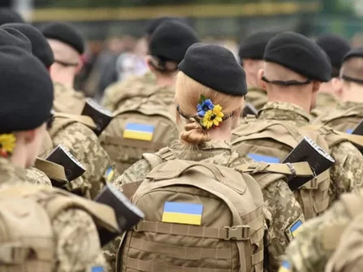 «Пленная сняла маску — и там уже не человек»: как женский «батальон ведьм» ВСУ меняет ход войны0