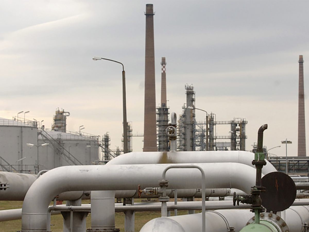 Венгрия обвиняет Украину в атаке на нефтепровод: детали конфликта0