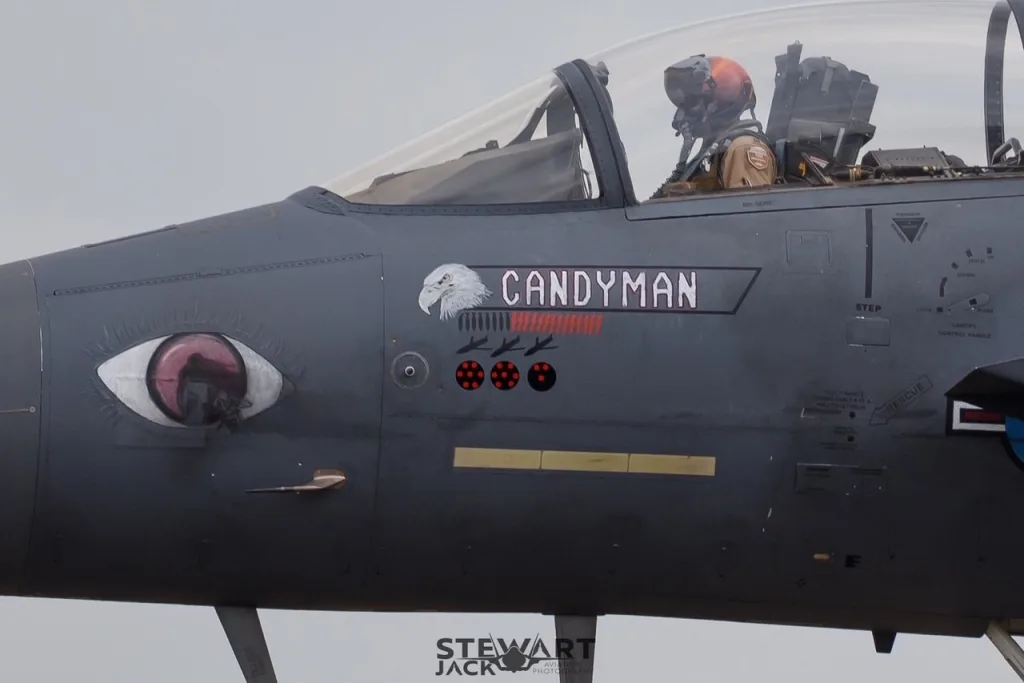 Интересные отметки были замечены на истребителях F-15E Strike Eagle из 366-го истребительного авиаполка ВВС США во время возвращения с боевого развертывания на Ближнем Востоке