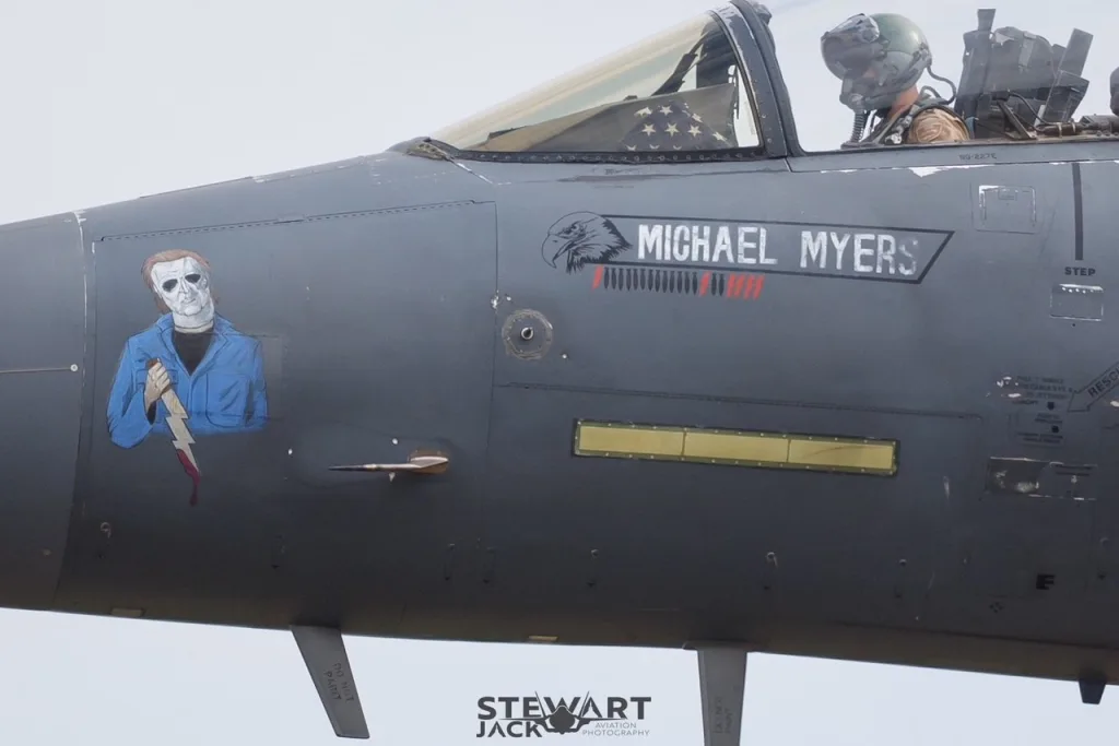 Интересные отметки были замечены на истребителях F-15E Strike Eagle из 366-го истребительного авиаполка ВВС США во время возвращения с боевого развертывания на Ближнем Востоке