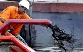 Расходы Индии могут увеличиться на $9–11 млрд в случае отказа от российской нефти, пишет Bloomberg