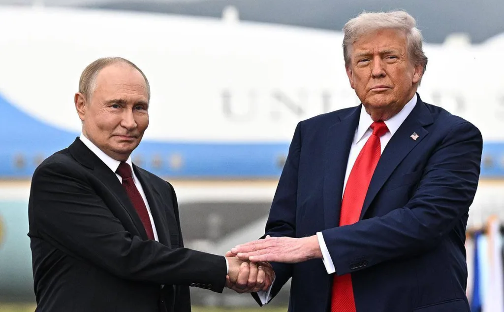 Трамп поддержал предложение Путина о передаче РФ полного контроля над Донбассом и заморозке линии на других участках в рамках достижения мирного соглашения с Украиной