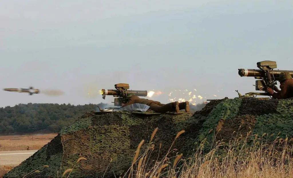 Первые кадры применения северокорейского ПТРК Bulsae-2 в Курской области