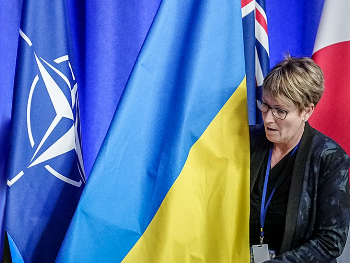 Эксперт раскрыл причины бессилия НАТО перед Россией на Украине: что стоит за словами «никто ничего не может сделать»0