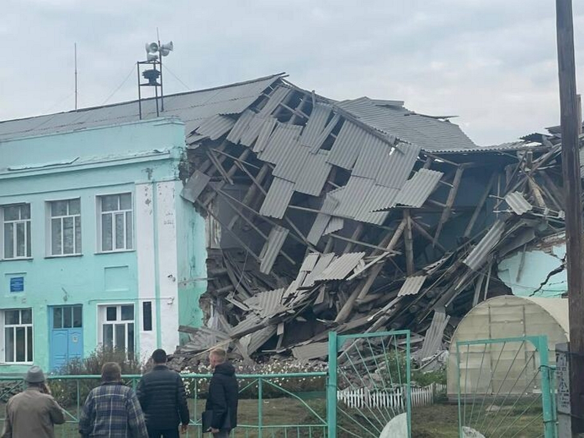 Обрушение признанного годным здания школы в Татарске вызвало общественный резонанс0