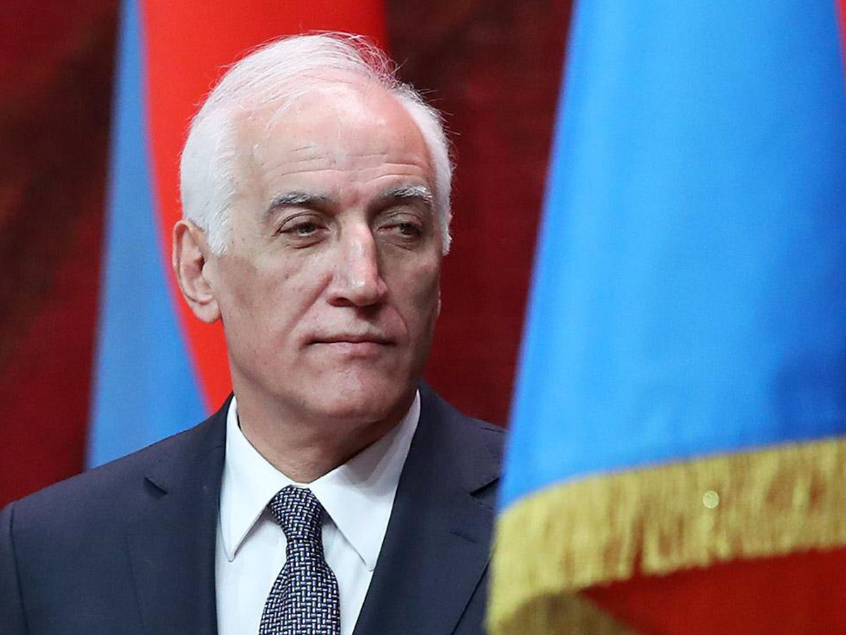 Россия отреагировала на заявление президента Армении о прекращении статуса «младшего брата» Москвы0