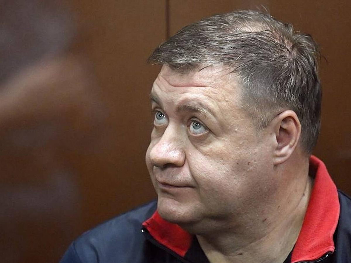 Экс-замгубернатор Курской области Дедов, обвиняемый в хищении 1 млрд рублей, расплакался в суде0
