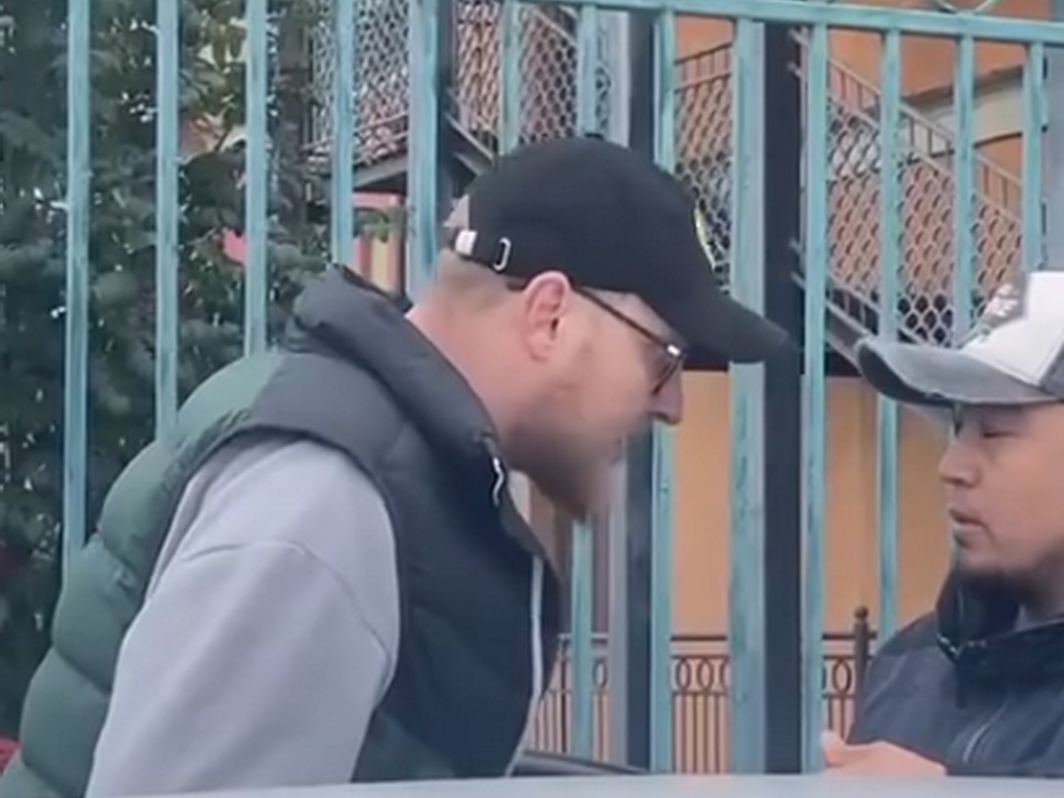 Узбекистан направил России официальную ноту по поводу видео с таксистом-мигрантом, которого назвали «рабом русских»0