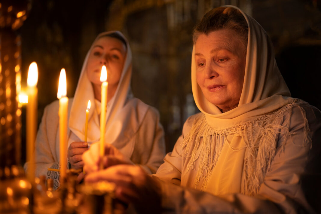 РПЦ разъяснила, когда следует начинать молитвы за усопших0