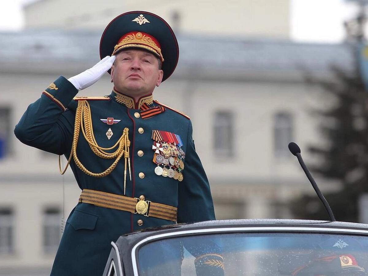 Генерал-полковник Лапин покинул пост командующего ЛВО0