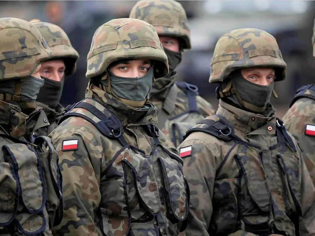 Польша официально отправляет войска на Украину: что это значит для региона0