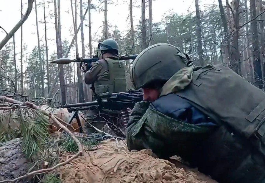 В России усилят ответственность для бывших заключенных за нарушения контрактов с Минобороны0