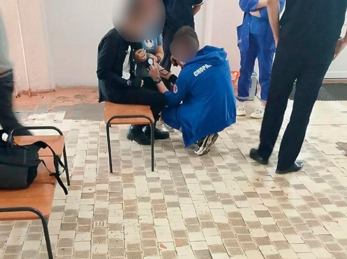 Подросток с молотком и ножами устроил нападение на школу под Воронежем0