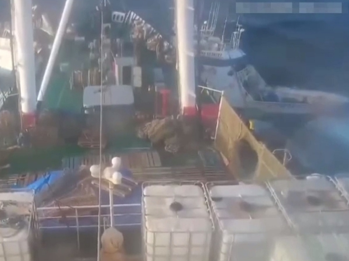 Российский моряк выжил после крушения судна у берегов Мавритании0
