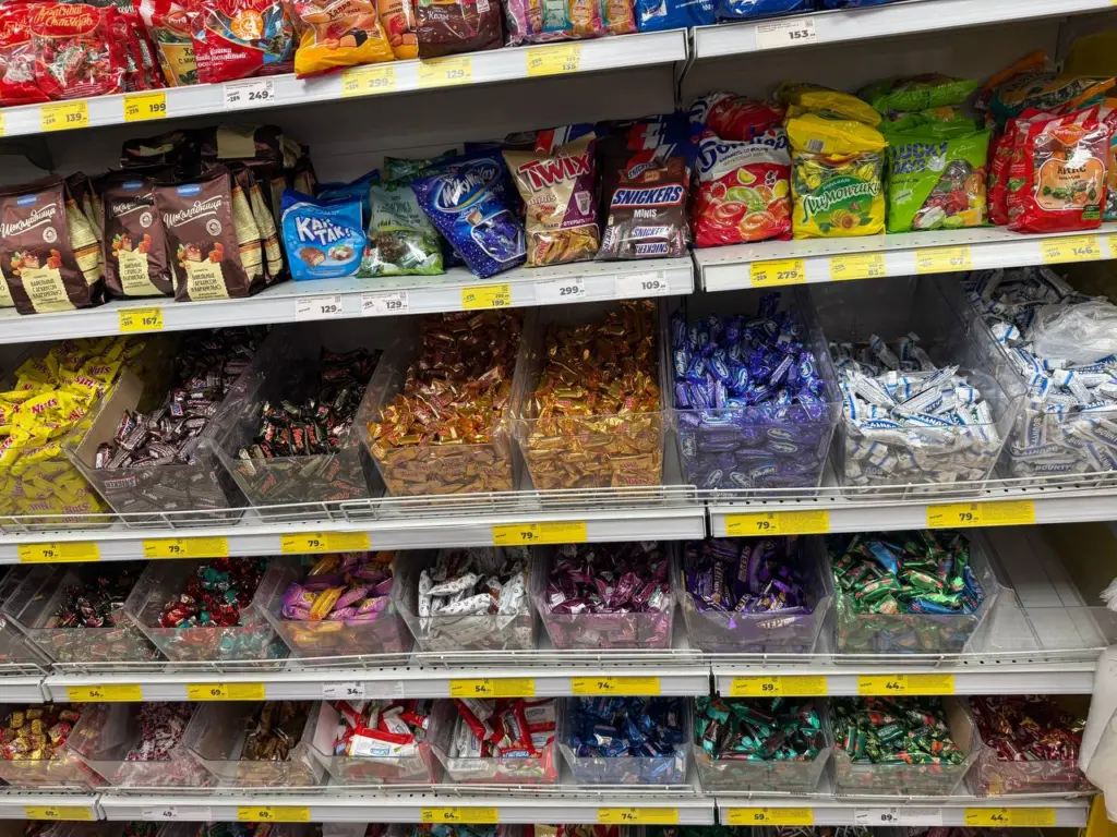 Опасные сладости: Роскачество предупредило о конфетах, которые не стоит давать детям