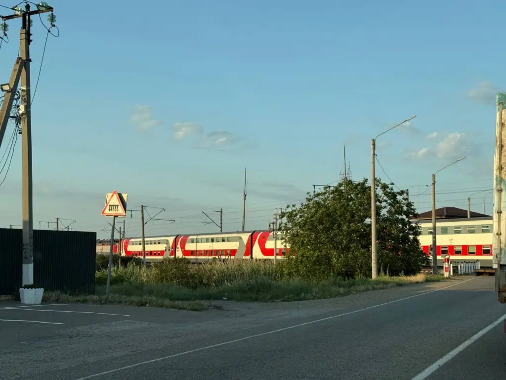 Гневные пассажиры возвращают билеты: теперь сдача в поездах категорически запрещена