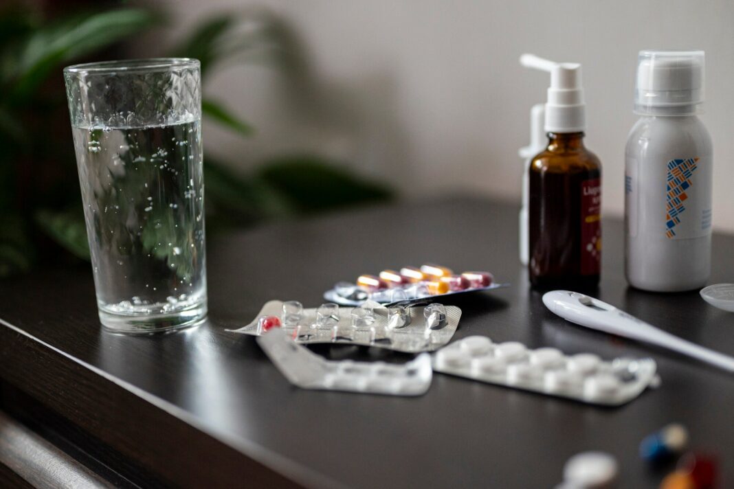 Есть в каждой аптечке: ученые назвали три смертельно опасных лекарства0