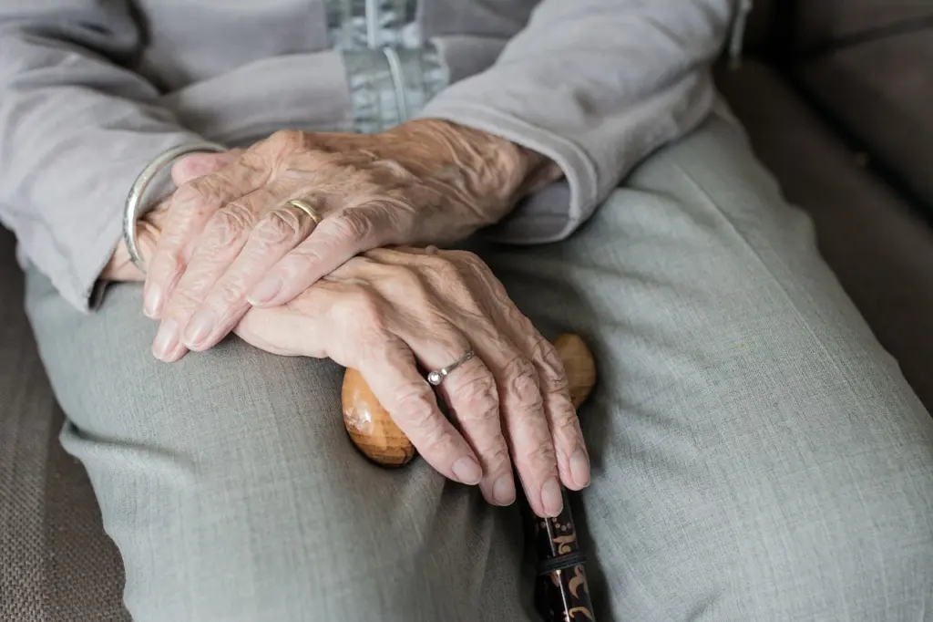 Если вам от 40 до 70 лет: всего одна чайная ложка в день – сохранит ясность ума и еще четыре полезные советы