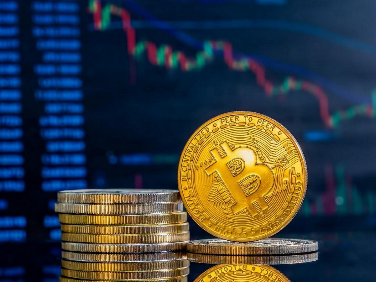 Трамп обострил торговую войну с Китаем: биржи в панике, Bitcoin обвалился, в Киеве трагедия среди трейдеров0