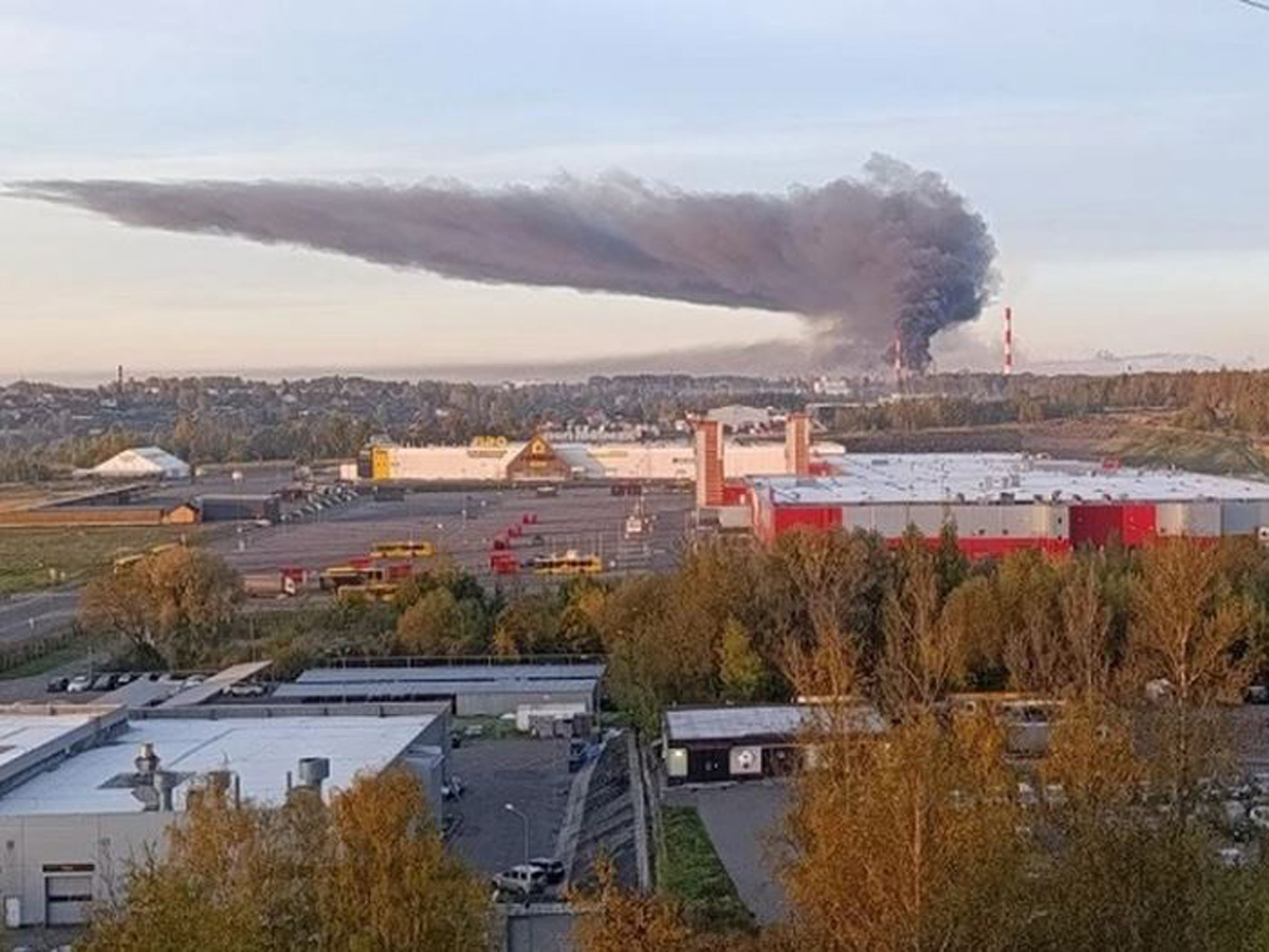 Пожар на территории НПЗ в Ярославской области: подробности и последствия0