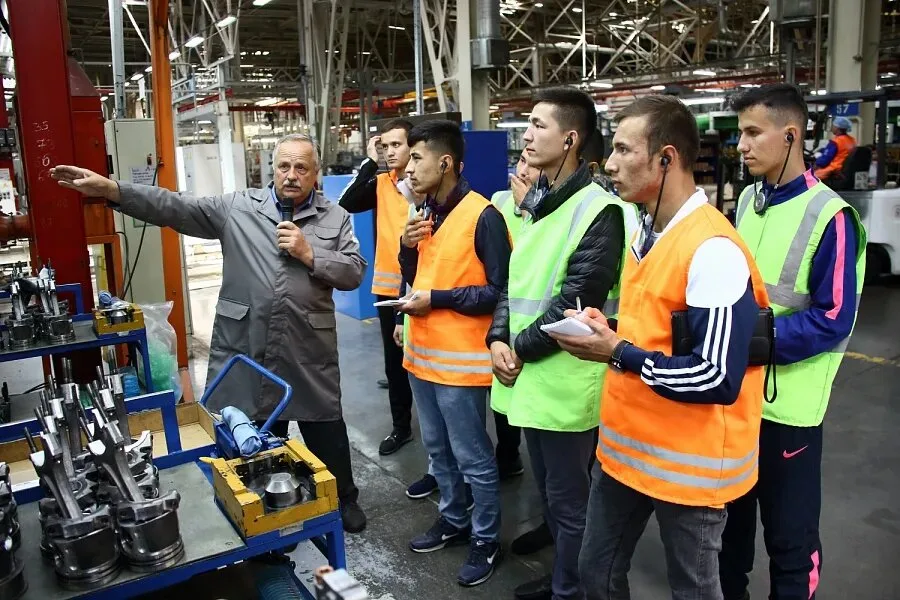 Юрий Подоляка: Мигранты массово увольняются из АвтоВАЗа