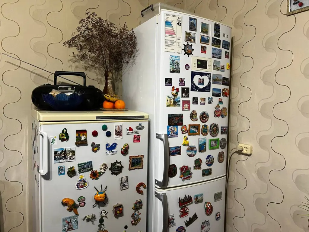 Способы удаления наклеек с различных поверхностей: эффективные методы