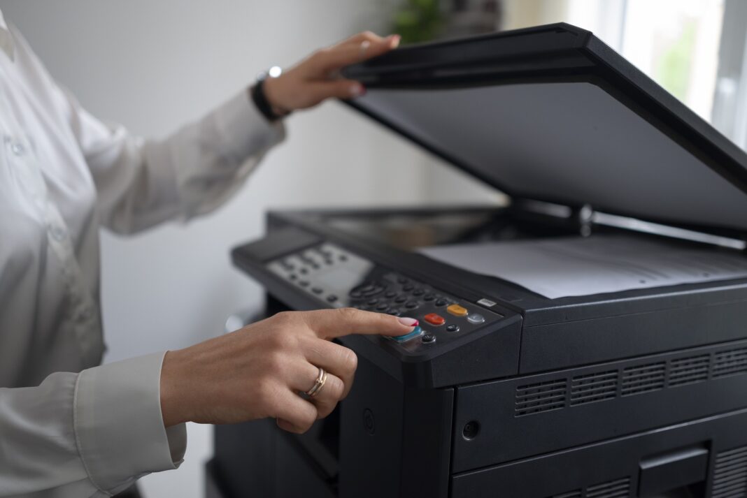 woman-work-office-using-printer0