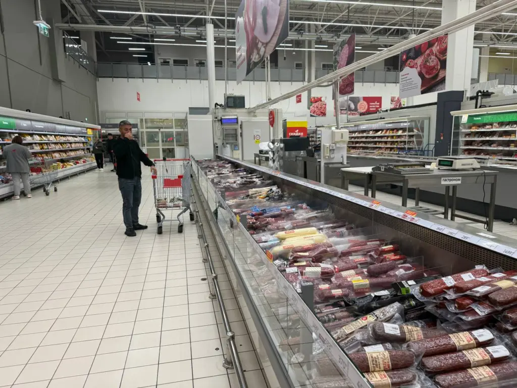 Эксперты Росконтроля раскрыли бренды колбас, которые не стоит покупать даже по сниженной цене