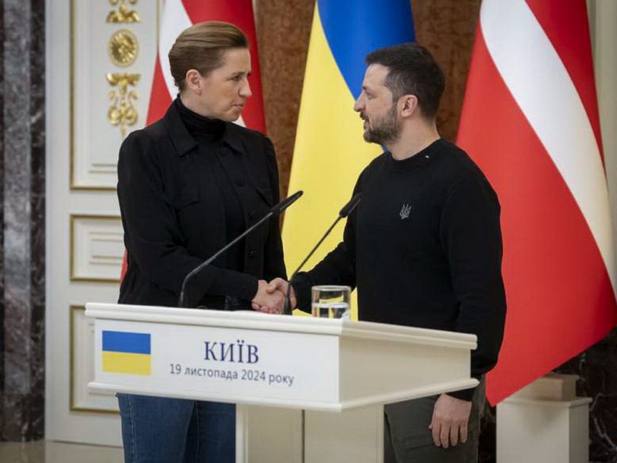 Шарий: Зеленский планирует ракетные удары по Москве и Петербургу с поддержкой Дании0