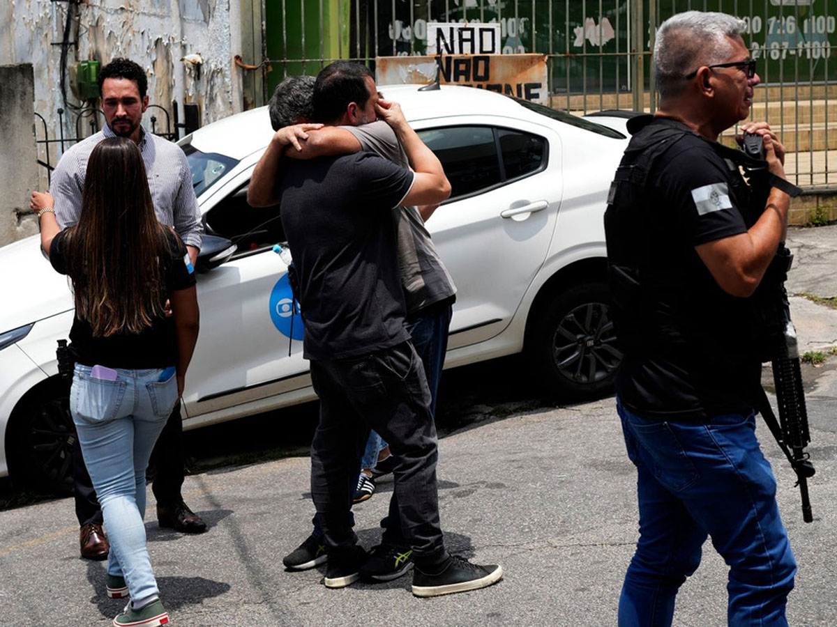 В Рио-де-Жанейро в результате перестрелки полиции с бандой погибли более 60 человек0